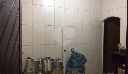 Casa com 2 quartos à venda na Rua Olga, 73, Parque dos Camargos, Barueri, 150 m2 por R$ 650.000