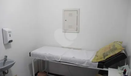 Sala comercial à venda na Rua Turiassu, 143, Perdizes, São Paulo, 100 m2 por R$ 650.000