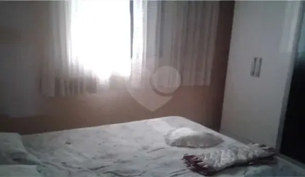 Casa com 2 quartos à venda na Rua Mercedes Moia, 163, Helena Maria, Osasco, 120 m2 por R$ 650.000