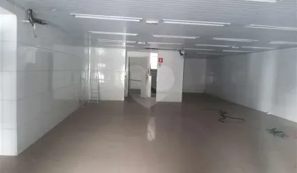 Apartamento para alugar na Rua Teodoro Sampaio, 1946, Pinheiros, São Paulo, 460 m2 por R$ 22.000