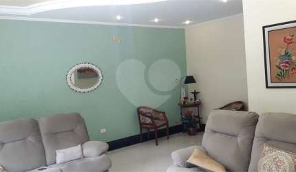 Casa com 3 quartos à venda na Rua Giovani Perucchi, 197, Osvaldo Cruz, São Caetano do Sul, 256 m2 por R$ 1.700.000