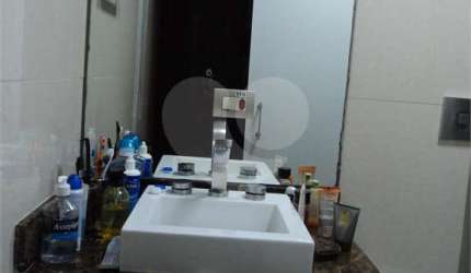 Casa com 6 quartos à venda na Rua Padre Kassabian, 32, Baronesa, Osasco, 300 m2 por R$ 650.000