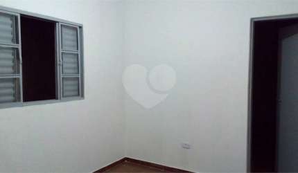 Casa com 8 quartos à venda na Rua Doutor Gabriel Covelli, 897, Parque Peruche, São Paulo, 220 m2 por R$ 570.000