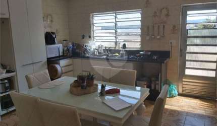 Casa com 2 quartos à venda na Rua Ângelo de Cândia, 1477, Cidade São Mateus, São Paulo, 300 m2 por R$ 600.000