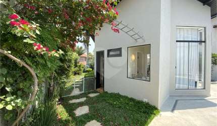 Casa em condomínio fechado com 3 quartos à venda na Rua Aires da Cunha, 207, São Paulo II, Cotia, 570 m2 por R$ 3.500.000