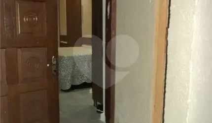 Casa com 3 quartos à venda na Avenida Dezenove de Fevereiro, 335, Km 18, Osasco, 180 m2 por R$ 610.000