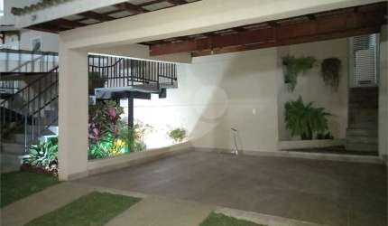 Casa em condomínio fechado com 3 quartos à venda na Rua Adozinda Lopes, 900, Jardim da Glória, Cotia, 143 m2 por R$ 980.000