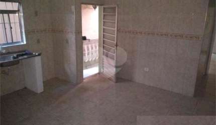 Casa com 3 quartos à venda na Rua Cachoeira do Sul, 283, Jardim Jacy, Guarulhos, 400 m2 por R$ 635.000