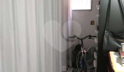 Casa com 3 quartos à venda na Passagem Joaquim Gonçalves dos Santos, 1, Jardim Roberto, Osasco, 150 m2 por R$ 530.000