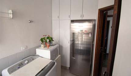 Casa com 1 quarto à venda na Rua Jornalista José Hyppolito da Silva, 173, Esplanada Mendes Moraes, São Roque, 239 m2 por R$ 1.590.000