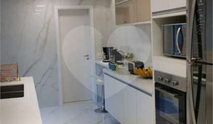 Apartamento com 4 quartos à venda na Rua José de Oliveira Coelho, 685, Vila Andrade, São Paulo, 223 m2 por R$ 1.900.000