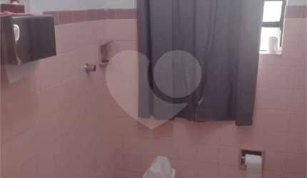 Casa com 5 quartos à venda na Rua Waldemar Martins, 792, Parque Peruche, São Paulo, 310 m2 por R$ 900.000