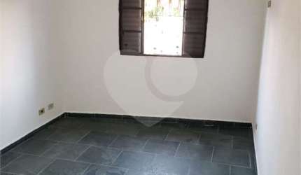 Casa com 4 quartos à venda na Rua Manuel de Arruda Castanho, 401, Vila Tolstoi, São Paulo, 150 m2 por R$ 680.000