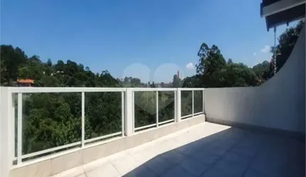 Chácara / sítio com 3 quartos à venda na Rua Mariluz, 83, Chácara São João, Carapicuíba, 713 m2 por R$ 1.600.000