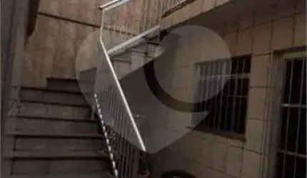 Casa com 3 quartos à venda na Rua Gailarda, 46, Jaraguá, São Paulo, 180 m2 por R$ 640.000