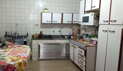 Casa com 3 quartos à venda na Rua Guilhermina, 102, Vila Romero, São Paulo, 157 m2 por R$ 750.000