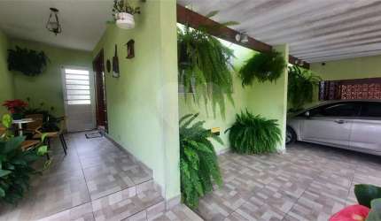 Casa com 4 quartos à venda na Rua Pirapozinho, 284, Vila Rosália, Guarulhos, 190 m2 por R$ 1.100.000