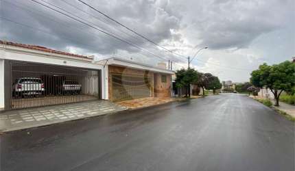 Casa com 3 quartos à venda na Rua Ambrósio dos Santos, 322, Planalto Paraíso, São Carlos, 265 m2 por R$ 1.007.000