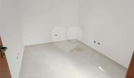 Casa em condomínio fechado com 1 quarto à venda na Rua Pedro Tezin, 153, Bortolândia, São Paulo, 30 m2 por R$ 230.000
