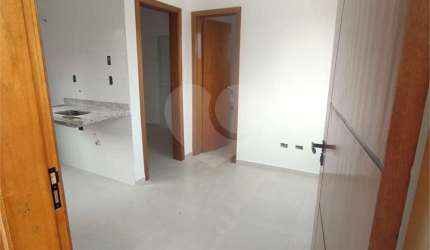 Casa em condomínio fechado com 1 quarto à venda na Rua Pedro Tezin, 153, Bortolândia, São Paulo, 30 m2 por R$ 240.000