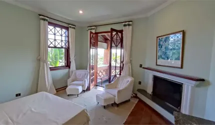 Casa em condomínio fechado com 4 quartos à venda na Rua Vital Brasil, 180, Nova Fazendinha, Carapicuíba, 700 m2 por R$ 3.150.000