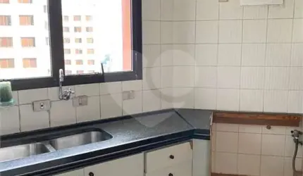 Apartamento com 4 quartos à venda na Rua Doutor Laerte Setúbal, 158, Vila Suzana, São Paulo, 241 m2 por R$ 670.000