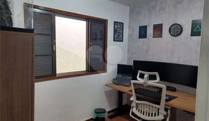 Casa com 3 quartos à venda na Rua Emília Machado de Figueiredo, 91, Jaçanã, São Paulo, 180 m2 por R$ 680.000