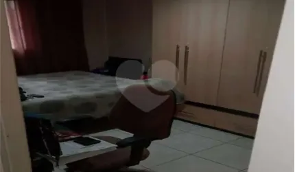 Casa com 4 quartos à venda na Rua das Olarias, 70, Canindé, São Paulo, 100 m2 por R$ 1.018.000