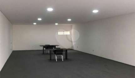 Barracão / Galpão / Depósito para alugar na Viela Um, 1430, Jardim Peri, São Paulo, 200 m2 por R$ 4.000