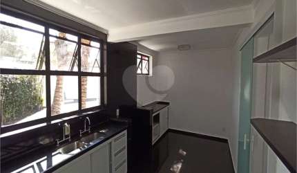 Casa com 3 quartos à venda na Rua Gregório de Matos Guerra, 33, Vila Oliveira, Mogi das Cruzes, 282 m2 por R$ 1.400.000