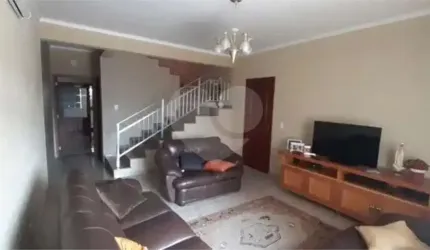 Casa com 3 quartos à venda na Rua Gailarda, 48, Jaraguá, São Paulo, 165 m2 por R$ 742.000