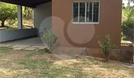 Chácara / sítio com 4 quartos à venda na Estrada Ecoturística do Suru, 4500, Condomínio Voturuna, Santana de Parnaíba, 250 m2 por R$ 2.800.000