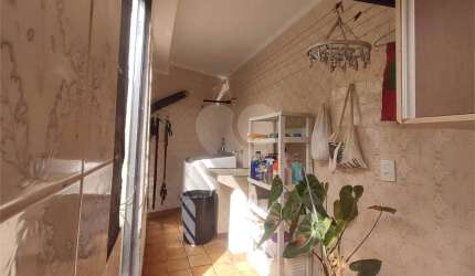 Casa com 3 quartos à venda na Rua Ibiraporã, 386, Jardim Londrina, São Paulo, 209 m2 por R$ 850.000
