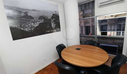 Casa comercial para alugar na Rua José Bonifácio, 1, Sé, São Paulo, 330 m2 por R$ 10.000
