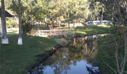 Chácara / sítio com 3 quartos à venda na Rua Moisés Guimarães, 20, Curucutu, São Bernardo do Campo, 160 m2 por R$ 910.000