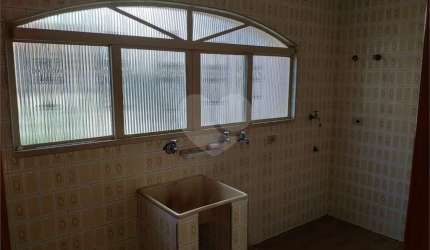 Casa com 5 quartos à venda na Rua Pirajuia, 57, Jaguaré, São Paulo, 270 m2 por R$ 790.000