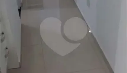 Apartamento com 1 quarto à venda na Rua Azevedo Marques, 45, Santa Cecília, São Paulo, 31 m2 por R$ 235.000