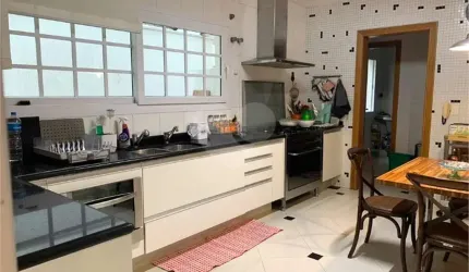 Casa em condomínio fechado com 4 quartos à venda na Alameda Bertioga, 368, Alphaville, Santana de Parnaíba, 400 m2 por R$ 5.000.000