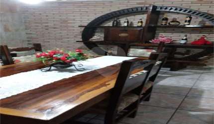 Casa com 4 quartos à venda na Rua Geraldo Amorim, 115, Jardim Bonfiglioli, São Paulo, 225 m2 por R$ 950.000