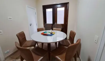 Casa com 3 quartos à venda na Rua Doutor José Maria Whitaker, 24, Vila Sônia, São Paulo, 260 m2 por R$ 1.500.000