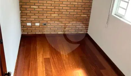 Casa com 4 quartos à venda na Alameda dos Guaramomis, 968, Planalto Paulista, São Paulo, 140 m2 por R$ 2.400.000