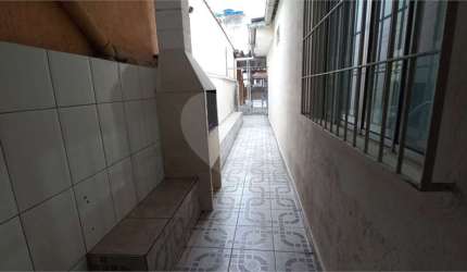 Casa com 3 quartos à venda na Rua Nova canaã, 744, Jardim Presidente Dutra, Guarulhos, 225 m2 por R$ 800.000
