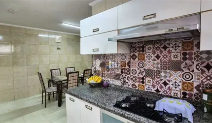 Casa com 2 quartos à venda na Rua Ida Espagiari Martins, 375, Centro, Diadema, 263 m2 por R$ 1.066.001