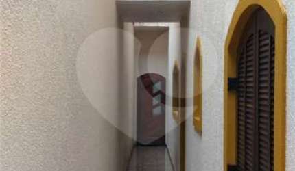Casa com 3 quartos à venda na Rua Candiolina Matos de Santana, 220, Parque Continental II, Guarulhos, 189 m2 por R$ 650.000