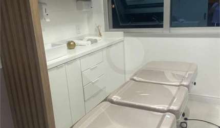 Sala comercial para alugar na Rua Domingos Lopes da Silva, 890, Vila Suzana, São Paulo, 31 m2 por R$ 3.500