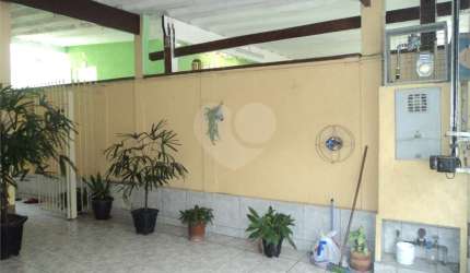 Casa com 3 quartos à venda na Rua Biágio Marchetti Neto, 135, Cidade das Flores, Osasco, 125 m2 por R$ 585.000