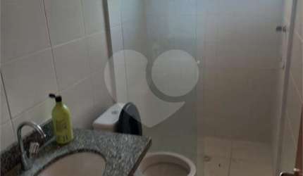 Apartamento com 3 quartos à venda na Estrada Tenente Marques, 4900, Vila Poupança, Santana de Parnaíba, 77 m2 por R$ 450.000