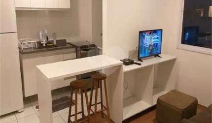 Kitnet / Stúdio à venda na Rua Torres da Barra, 347, Água Branca, São Paulo, 35 m2 por R$ 320.000