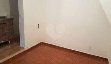 Casa com 3 quartos à venda na Rua Aparecida Campanhola Parra, 181, Vila Invernada, São Paulo, 135 m2 por R$ 368.000