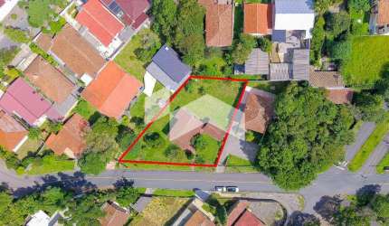 Terreno à venda | 966 m² | Localização privilegiada em Curitiba